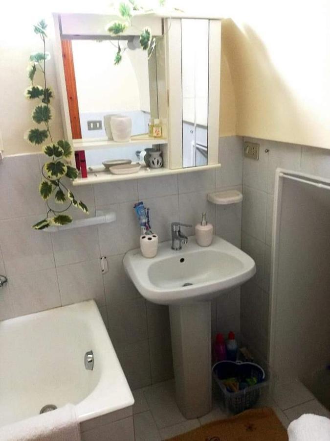 צ'לייה מספיקה L 'Alcova Holidays Home Centro Storico מראה חיצוני תמונה