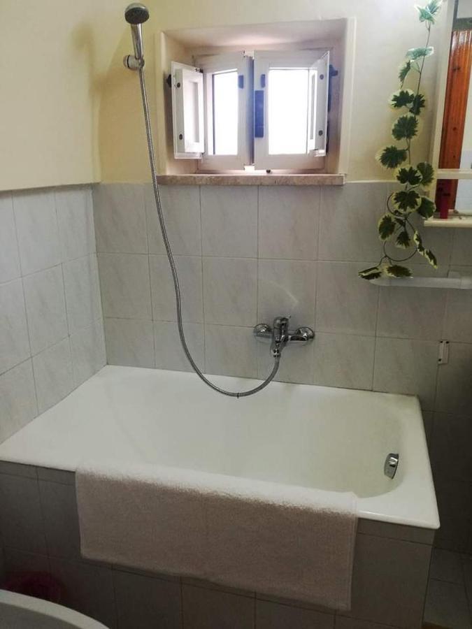 צ'לייה מספיקה L 'Alcova Holidays Home Centro Storico מראה חיצוני תמונה