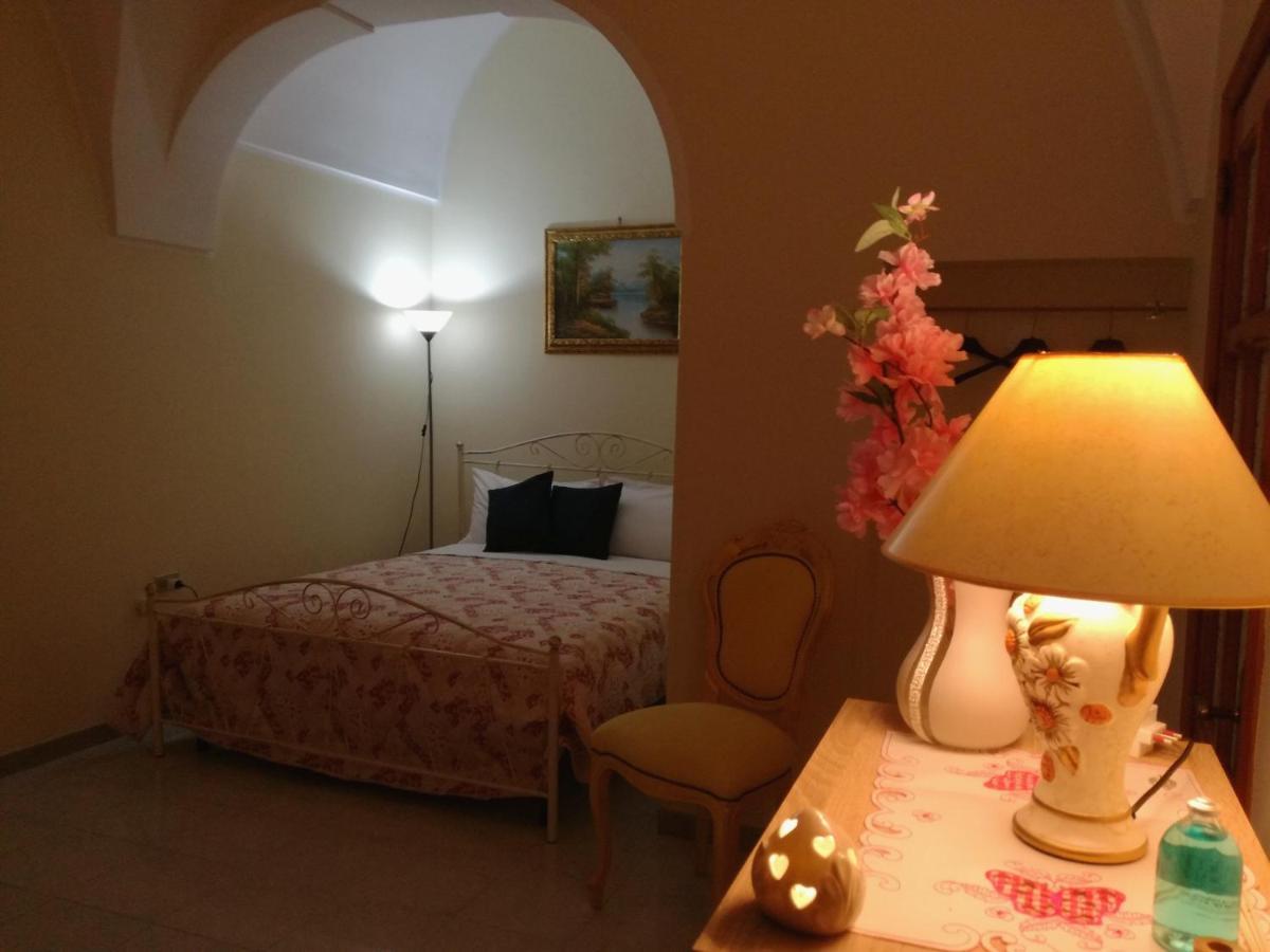 צ'לייה מספיקה L 'Alcova Holidays Home Centro Storico מראה חיצוני תמונה