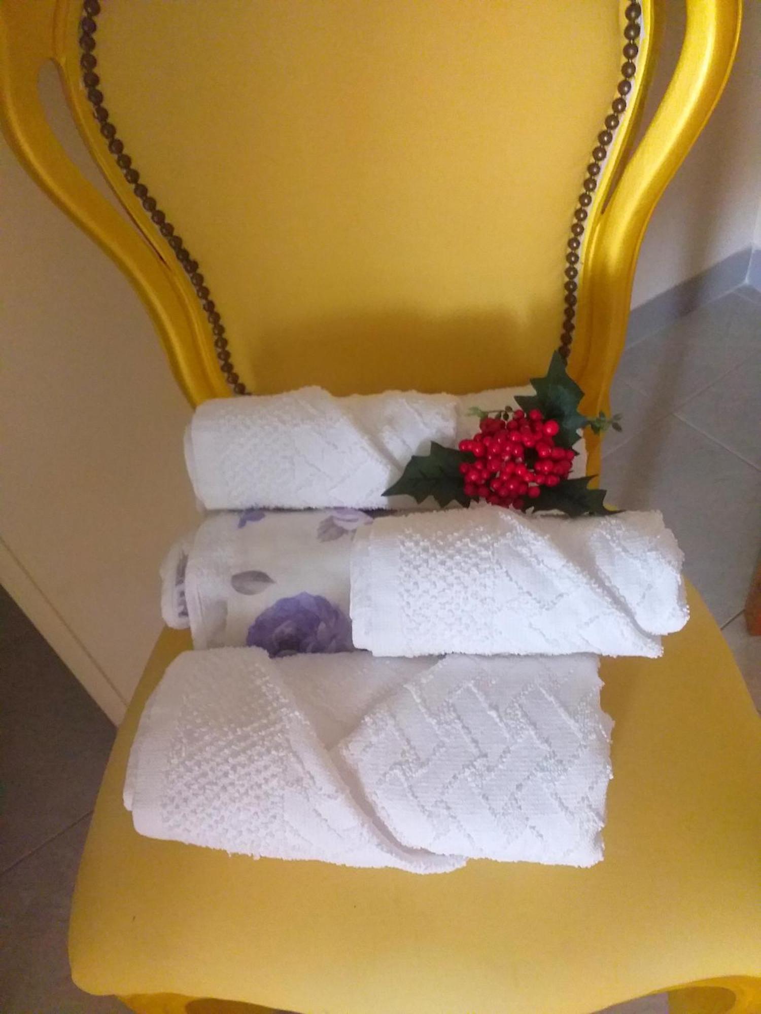 צ'לייה מספיקה L 'Alcova Holidays Home Centro Storico מראה חיצוני תמונה